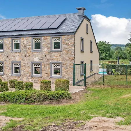 Vakantiehuis Majestic Holiday In With Private Swimming Pool