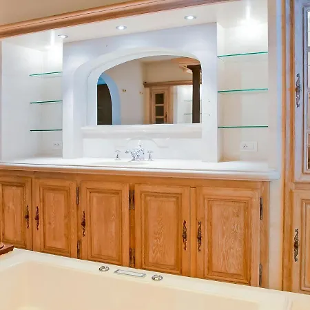 Tatil Evi Majestic Holiday In With Private Swimming Pool Manhay
